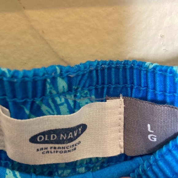 Old Navy Swim Trunks - Size L - Pineapple Pattern - Picture 3 of 3